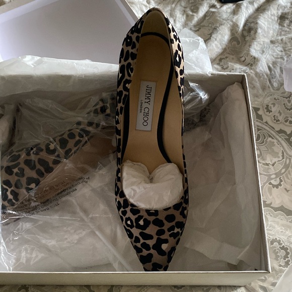 Jimmy Choo Romy 85 Satin Leopard Shoe - Picture 3 of 11
